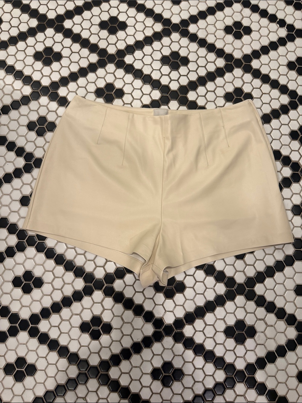 Maeve Anthropologie Faux Leather High-Waist Cream Shorts - size 14